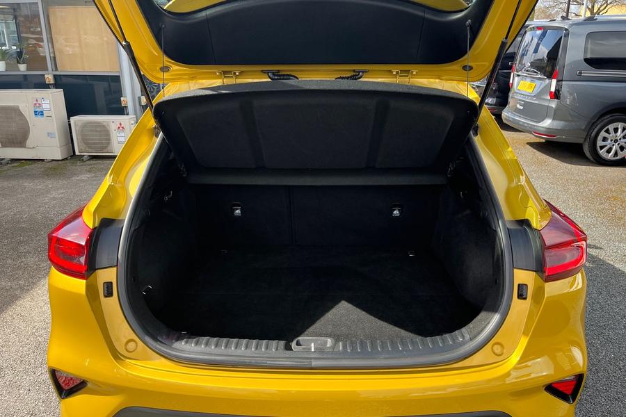 Kia XCEED Photo autoimg-97c70826f6df831e40c7e2a39f8d6aa0a3fc789c.jpg