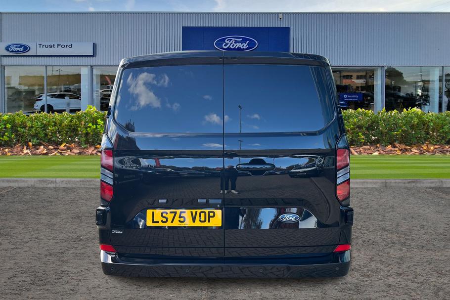 Used Ford TRANSIT CUSTOM 13