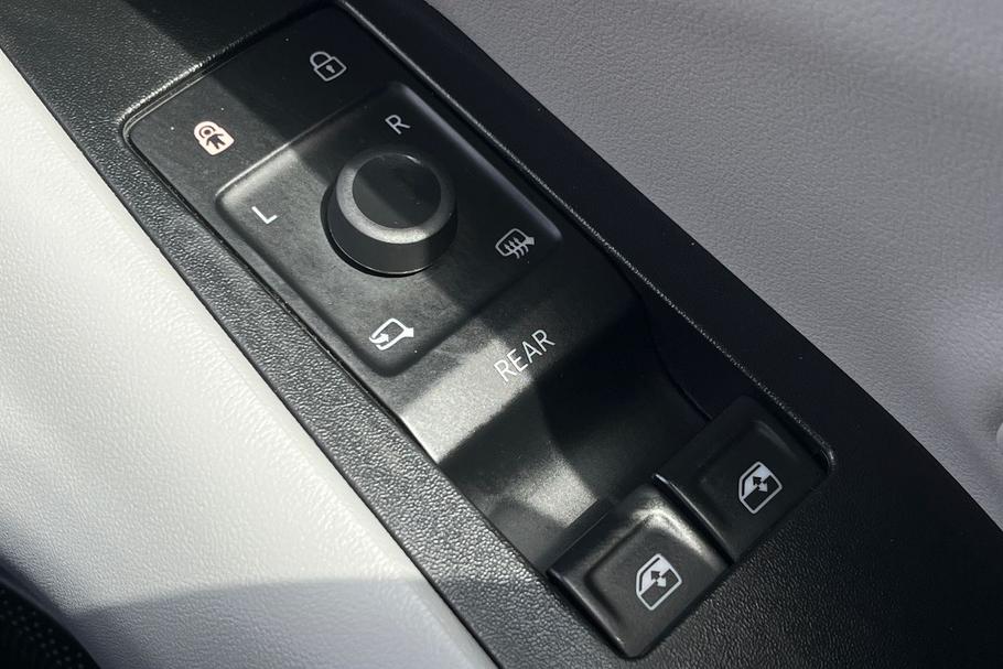 Used Ford EXPLORER 16