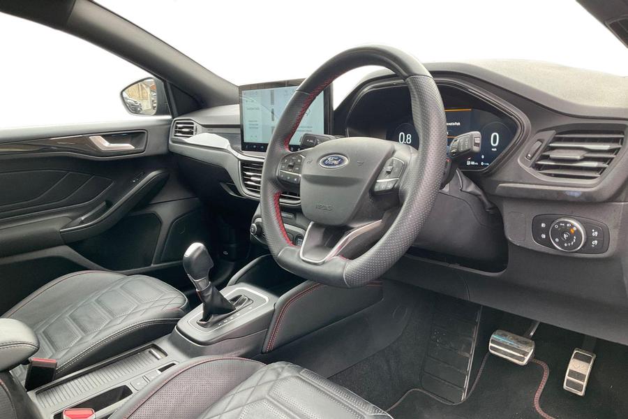 Ford FOCUS Photo autoimg-97d897217568f2db9a81056d8993fa8a27034e49.jpg