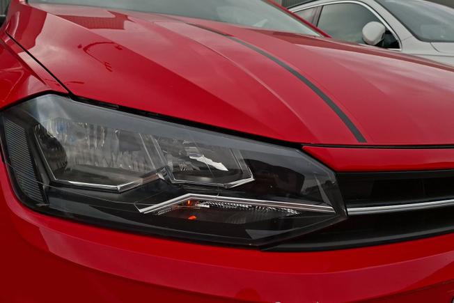 VOLKSWAGEN Polo Photo 28