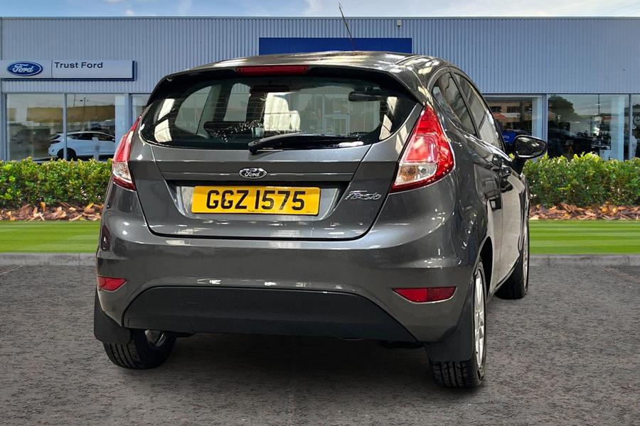 Ford FIESTA Photo autoimg-97df9a77624112712943f553c6f7485e716c93b9.jpg