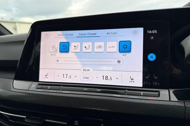 VOLKSWAGEN Golf Photo 37