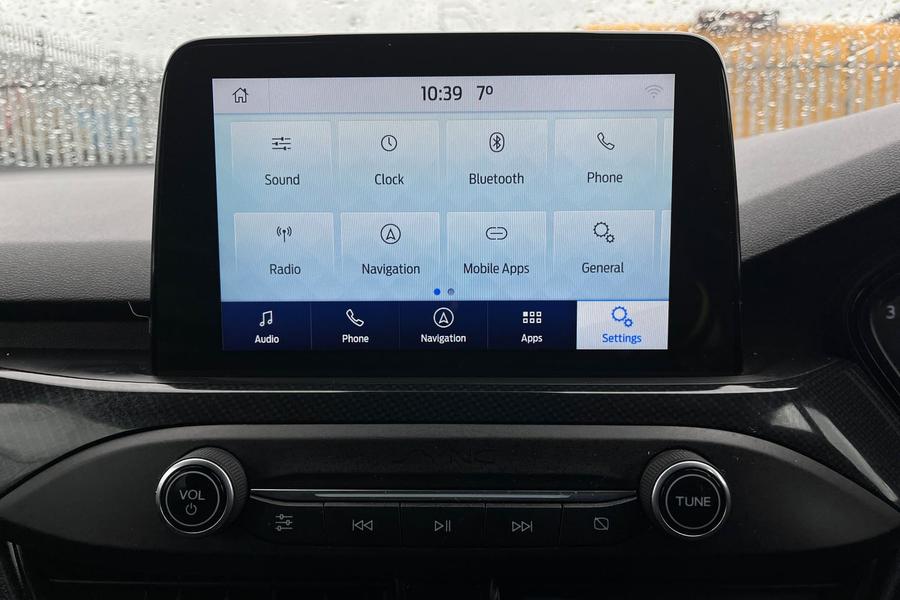 Ford FOCUS Photo autoimg-97e76459fe04137d77790015096477fe6f0237f2.jpg