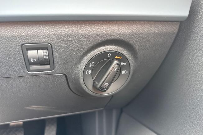 SEAT Ibiza Photo 29