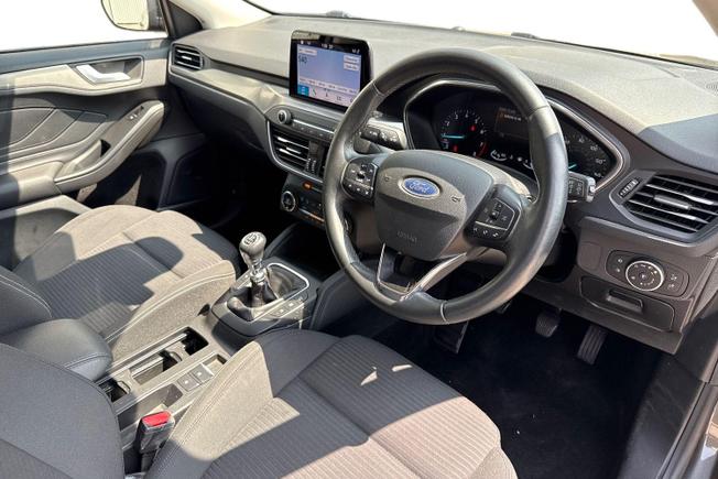 FORD Focus Photo 6