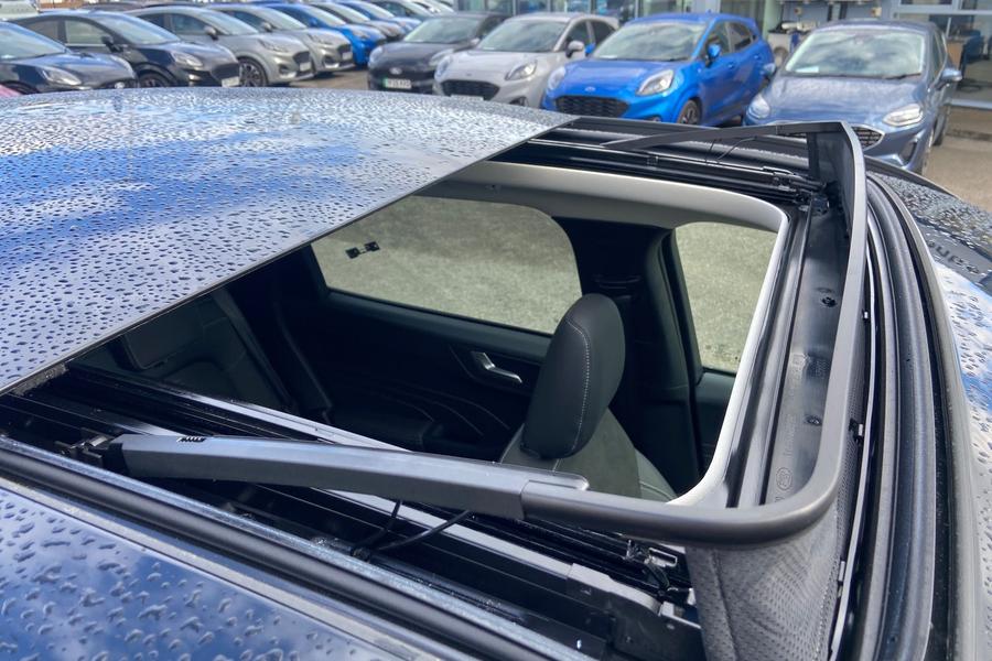 Ford KUGA Photo autoimg-97ec6968b8d4ea4c09a7e3b23c4b360743ee3792.jpg