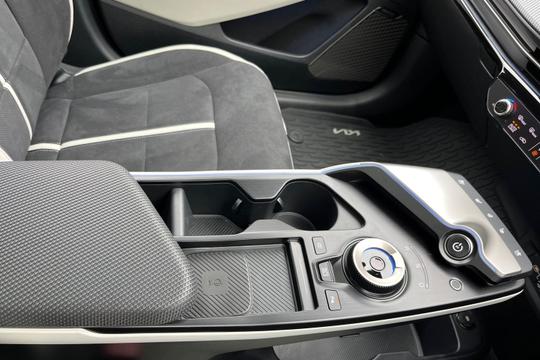 Kia EV6 Photo autoimg-97efba0732e2a6e384d54b5303ccec66d39f0949.jpg
