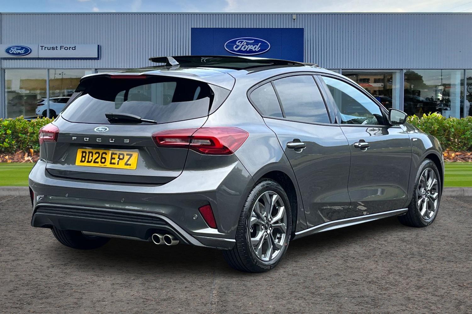 Ford FOCUS Photo 3