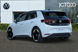 VOLKSWAGEN ID.3 Photo 3