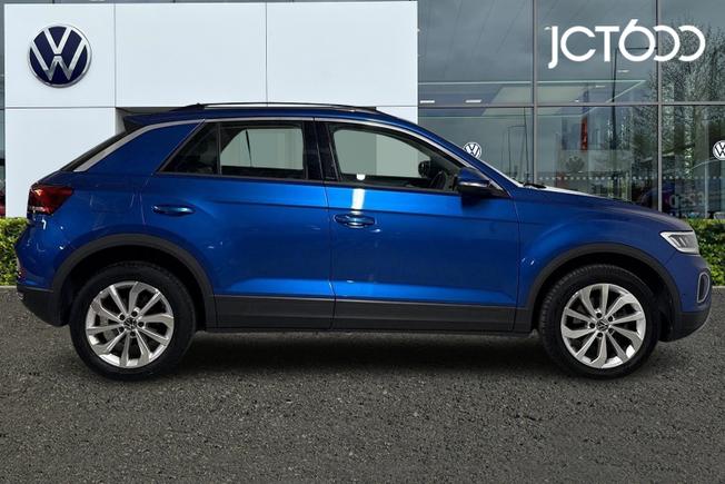 VOLKSWAGEN T-Roc Photo 4