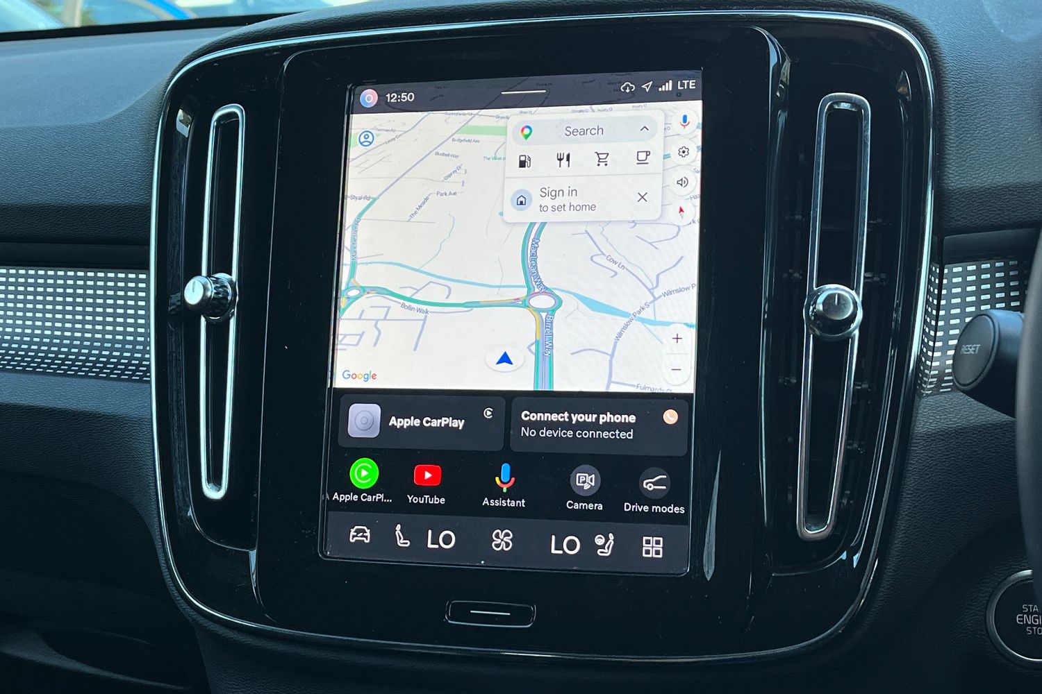 Volvo XC40 Photo 23