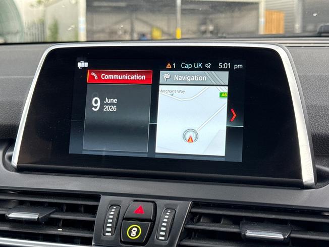 BMW 2 Series Active Tourer Photo 14