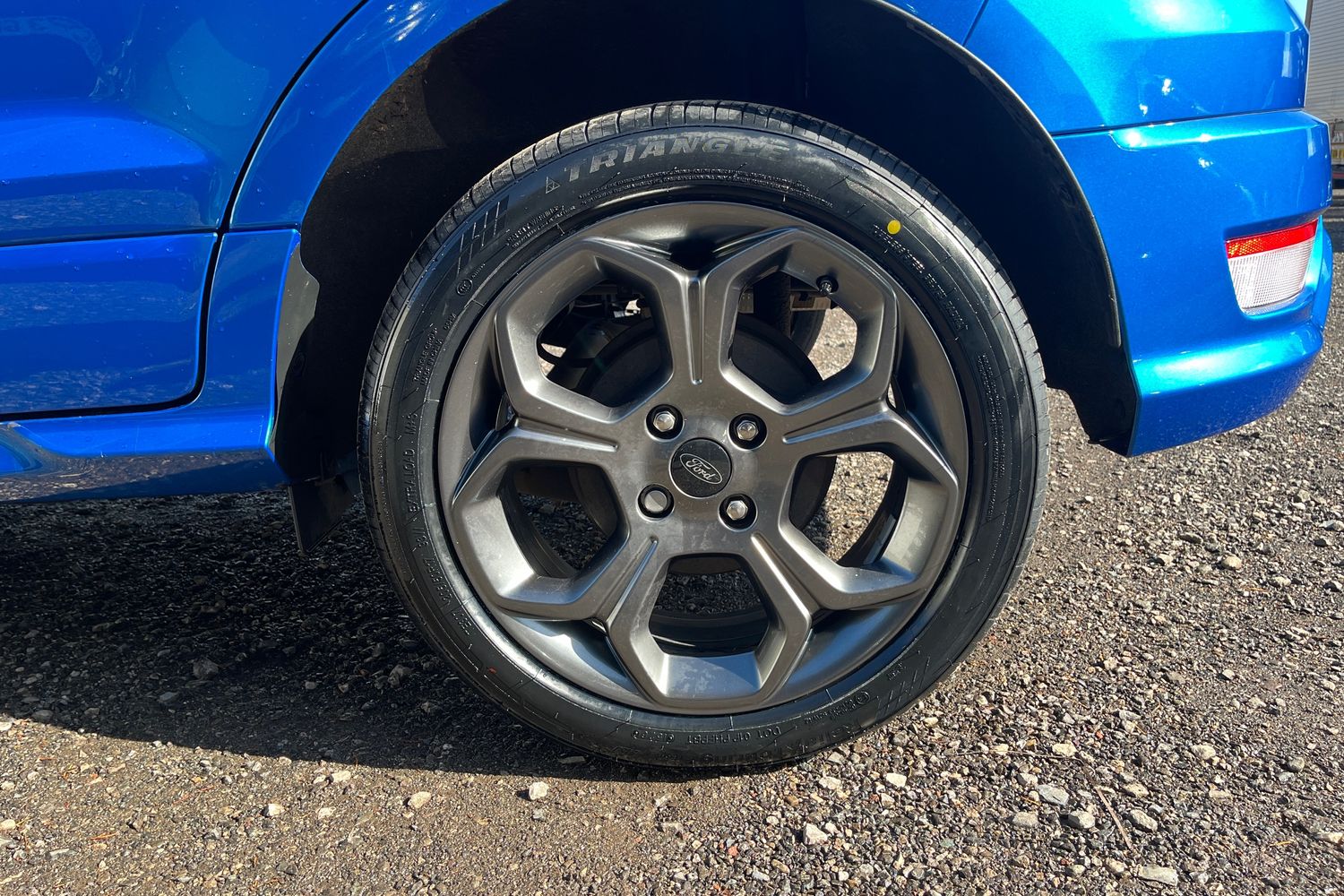 Ford ECOSPORT Photo 36