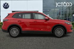 VOLKSWAGEN Tiguan Photo 4