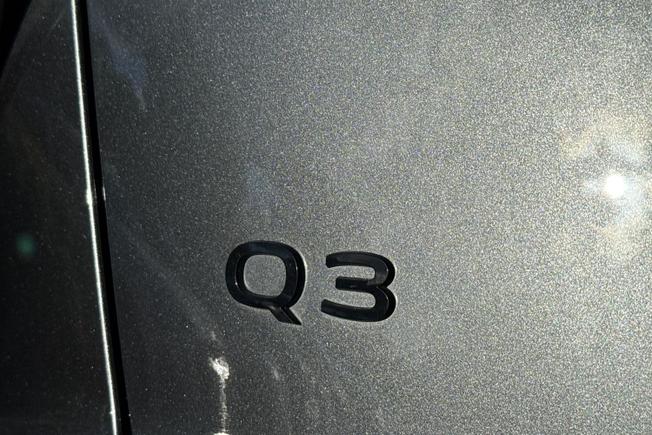 AUDI Q3 Photo 27