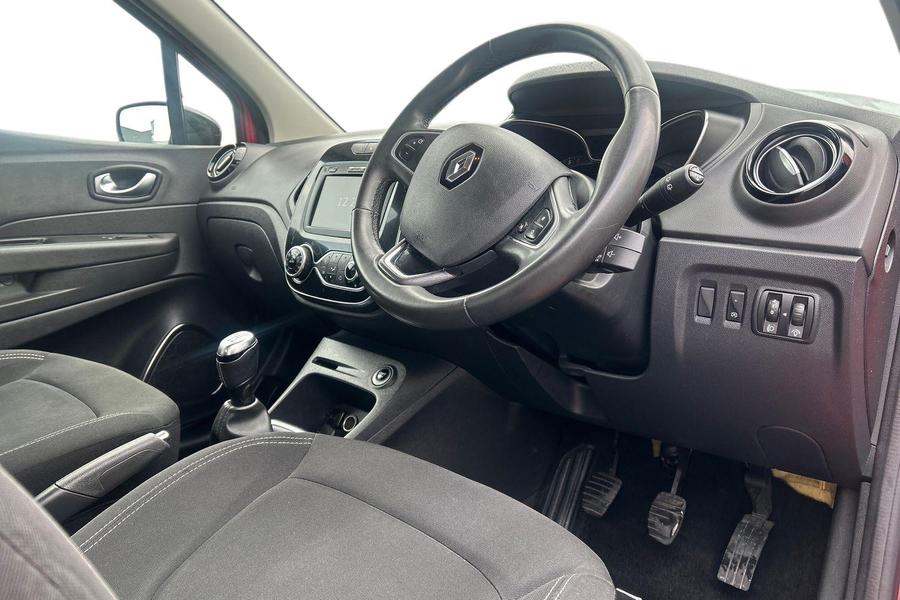 Renault CAPTUR Photo autoimg-980dd4118dde11c50c1d5729128cba1cf5f0a3ab.jpg