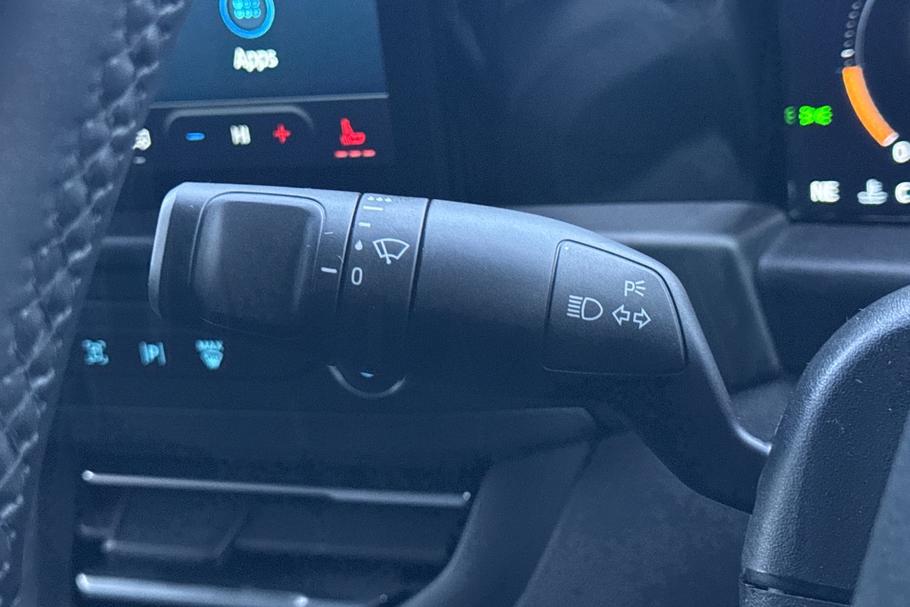 Used Ford TRANSIT CUSTOM 37