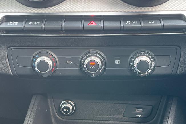 AUDI Q2 Photo 28