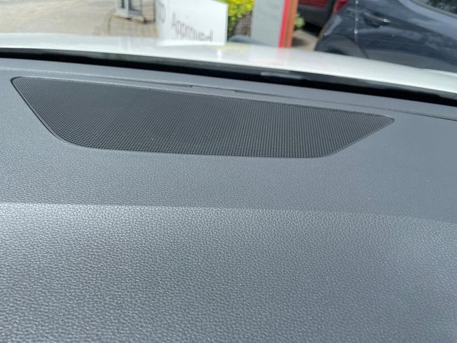 SEAT ATECA Photo 32