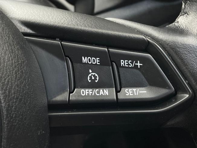 MAZDA Mazda2 Photo 17