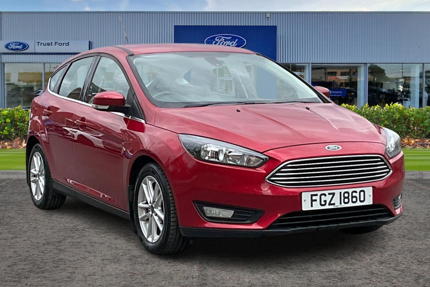 Ford Focus Photo 0