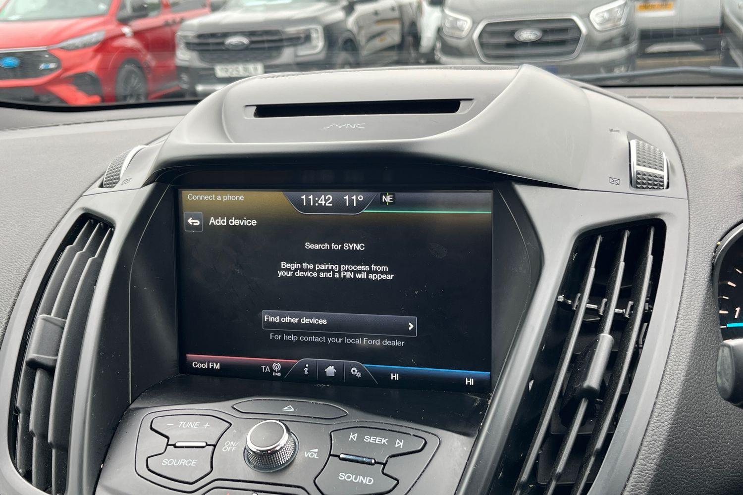 Ford KUGA Photo 28