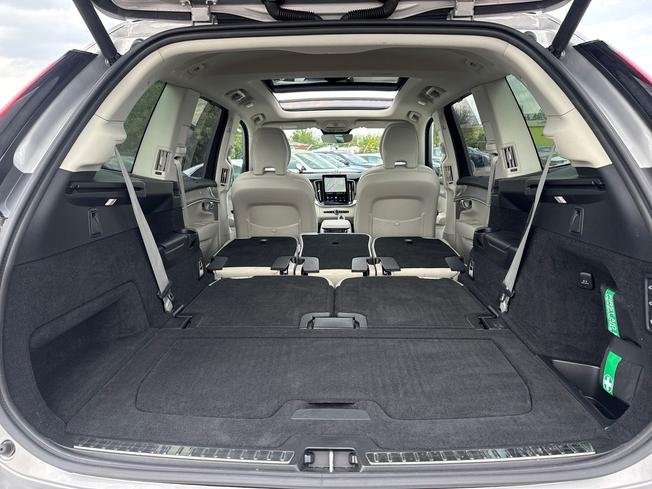 VOLVO Xc90 Photo 29