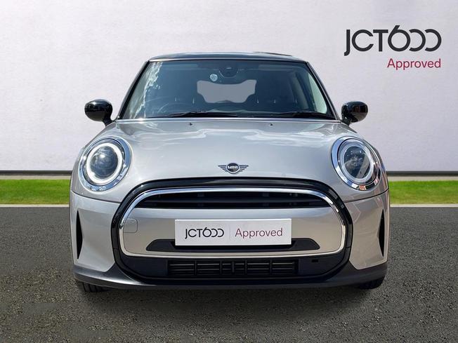 MINI Hatch Photo 8