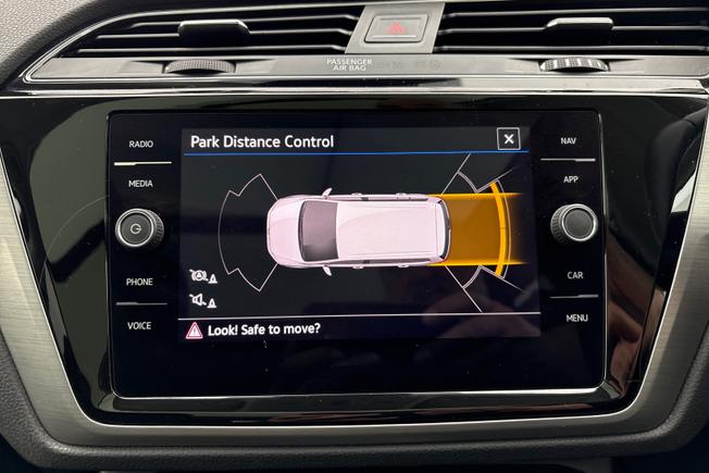 VOLKSWAGEN Touran Photo 21