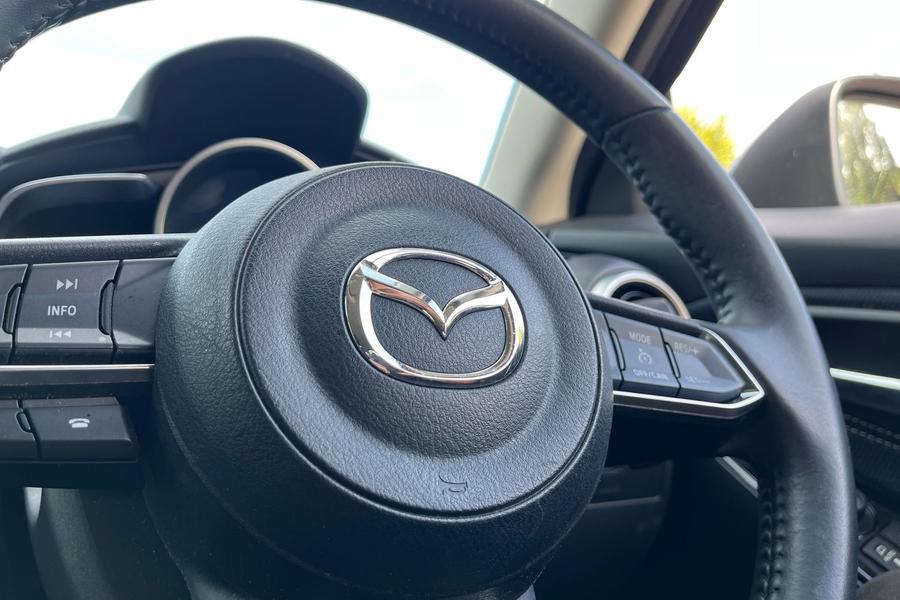 Mazda 2 Photo autoimg-98269d797682629918ed225a449e79de7d46f917.jpg