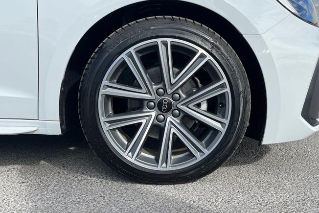 AUDI A1 Photo 5