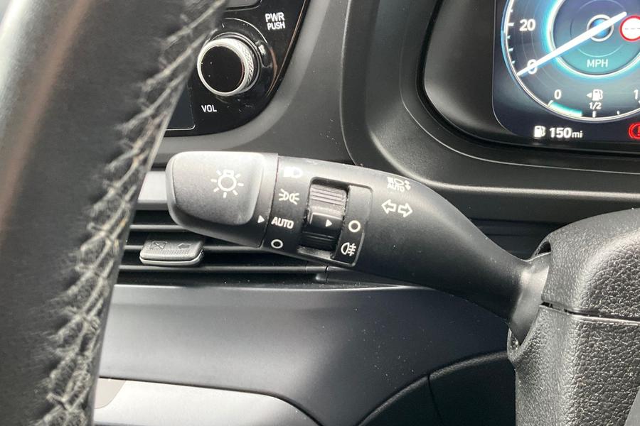 Hyundai BAYON Photo autoimg-98283918740a7142b3e81095ac3b43f0151c64fa.jpg