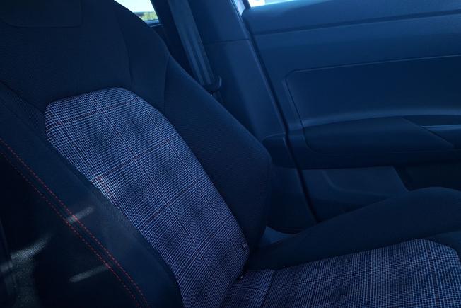 VOLKSWAGEN Polo Photo 34