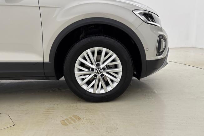 Volkswagen T-Roc Photo 5