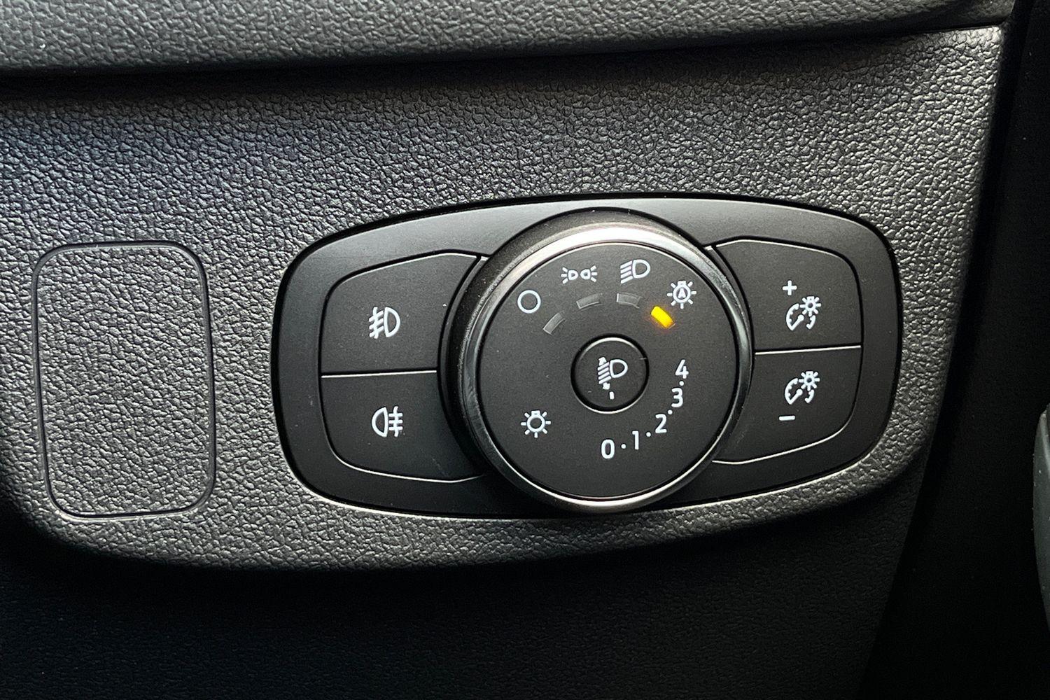 Ford Focus Photo 37