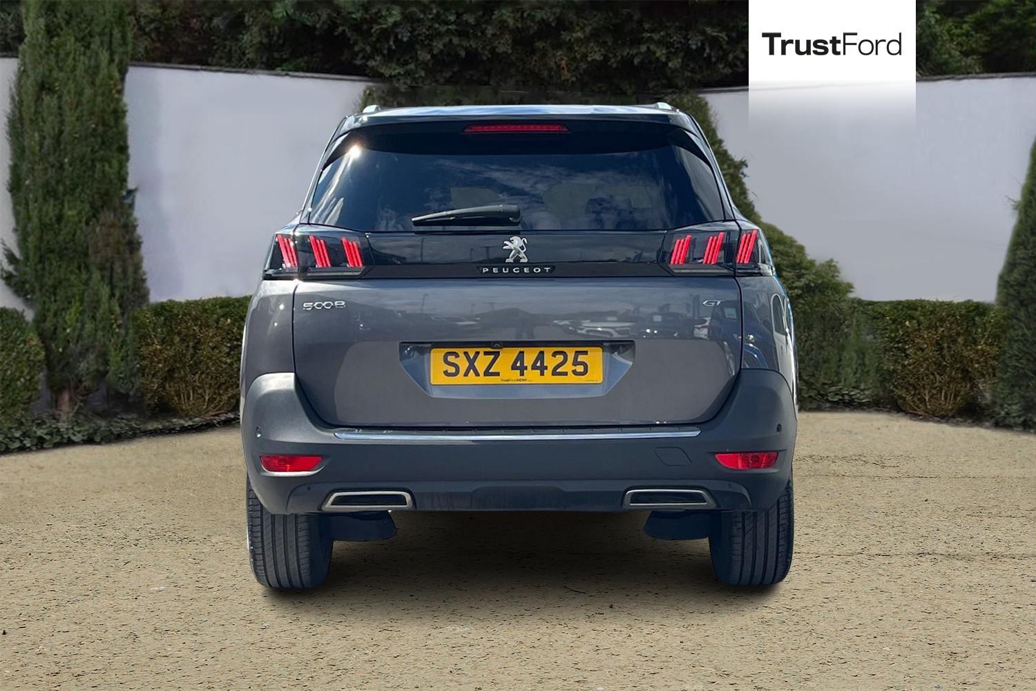 Peugeot 5008 Photo 6