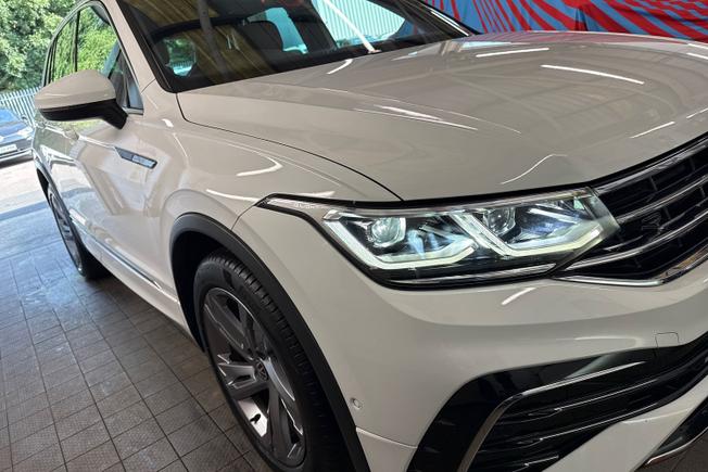 VOLKSWAGEN Tiguan Photo 19