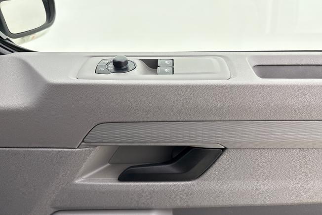 Volkswagen Transporter Photo 28