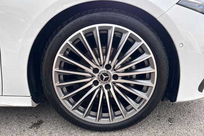 MERCEDES-BENZ A Class Photo 5