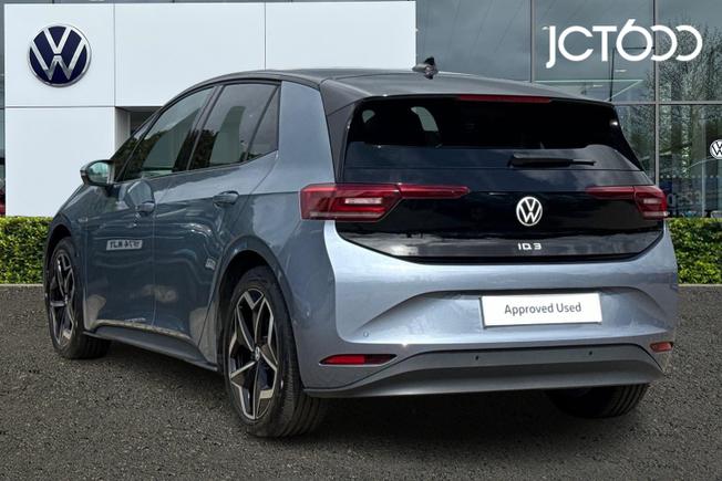 VOLKSWAGEN ID.3 Photo 3