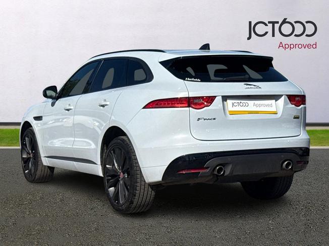 JAGUAR F-Pace Photo 3