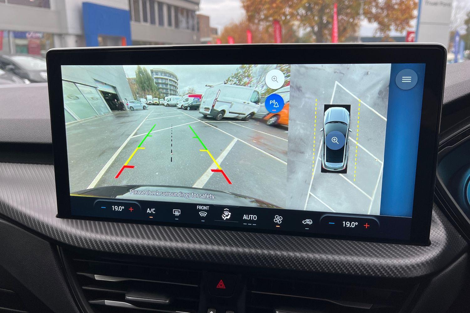 Ford KUGA Photo 24