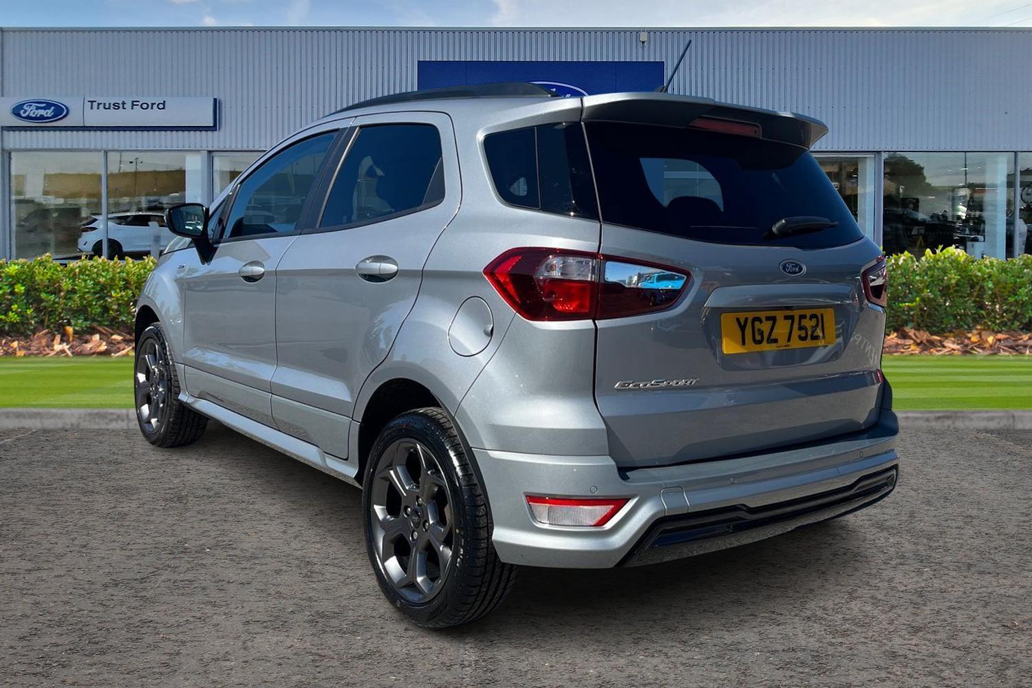 Ford ECOSPORT Photo 1