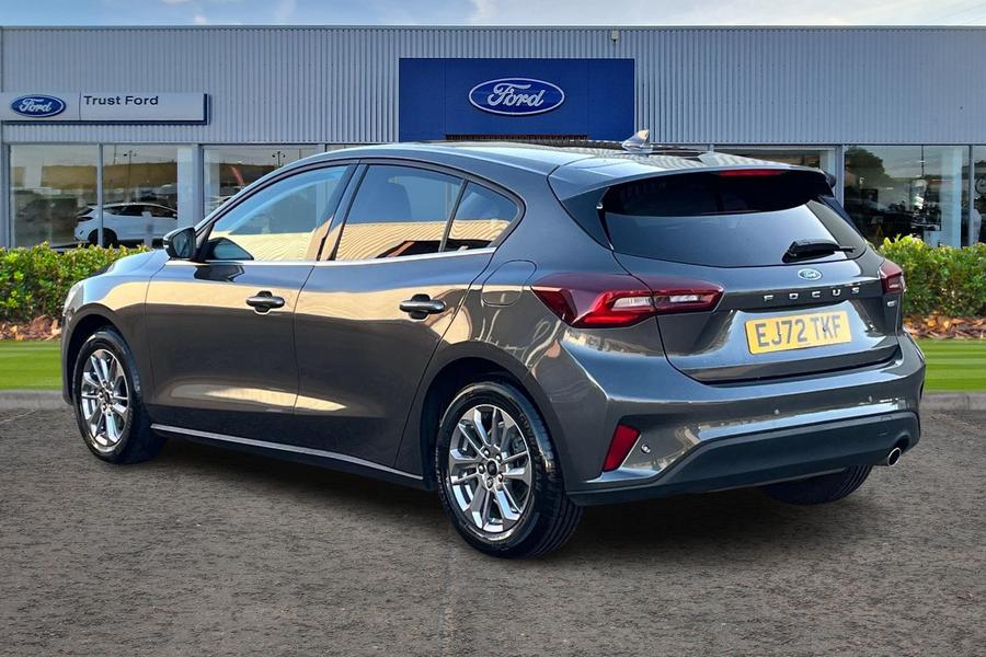 Ford Focus Photo autoimg-9854499b0f2597799366c3a6d43fdae23ea7581a.jpg