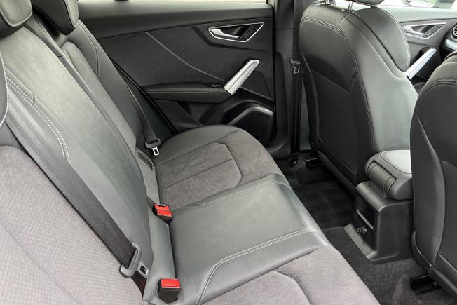 AUDI  SQ2 Photo 44