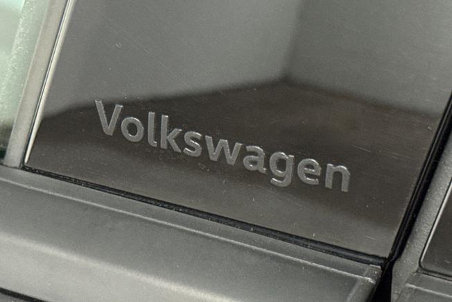 Volkswagen T-Roc Photo 30