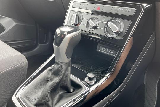 Volkswagen T-cross Photo autoimg-985c5e1880ebc5613f46ced41b713758b7e1c06f.jpg