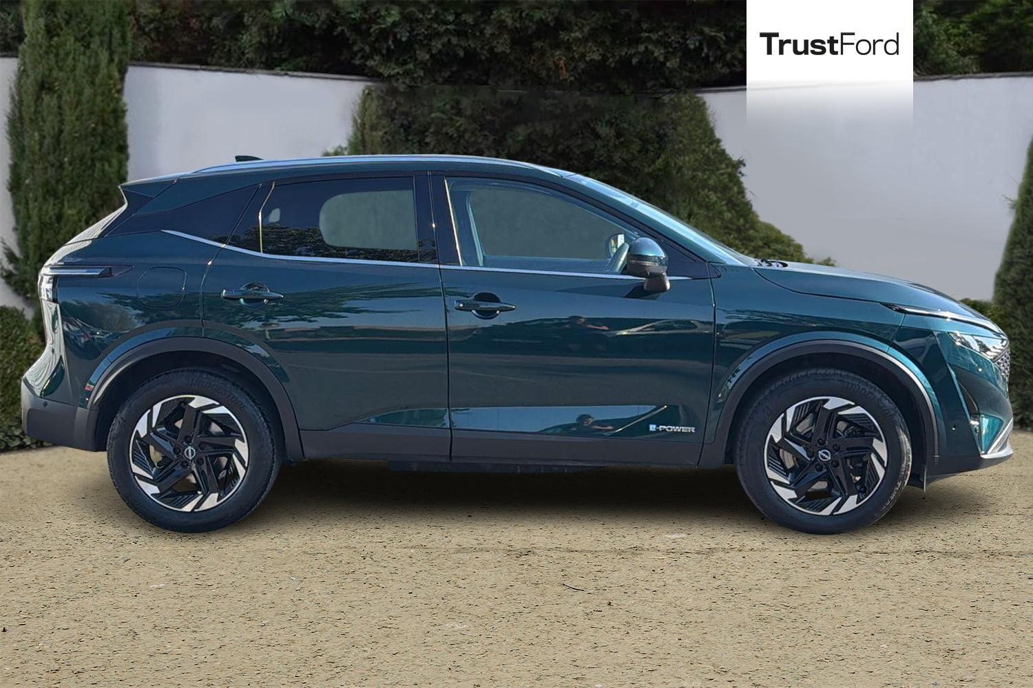 Nissan QASHQAI Photo 2