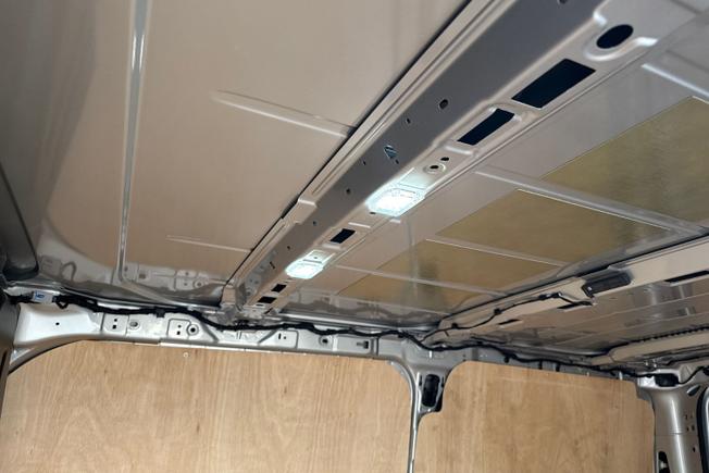 Volkswagen Transporter Photo 24